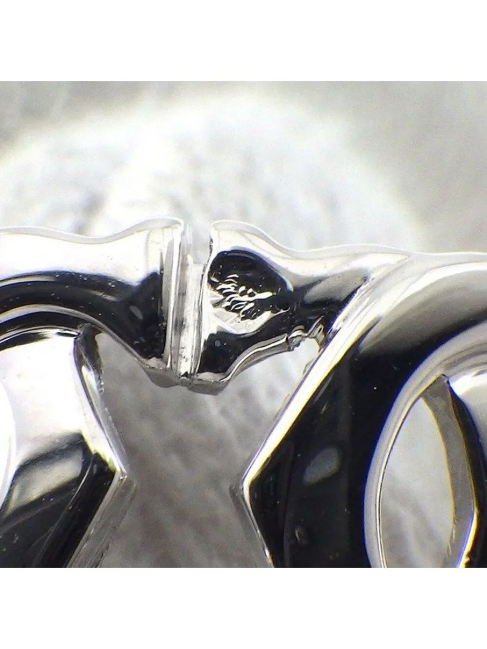 Cartier Ring Entrelaces C2 2C Logo 18K White Gold